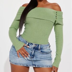 Fashion Nova Off Shoulder Sleeve Top